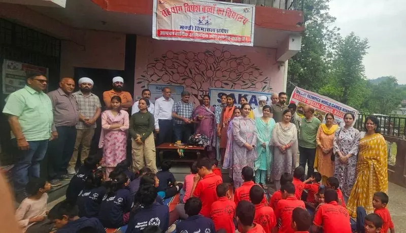 Mandi में कौशल प्रशिक्षण के माध्यम से विशेष बच्चों को सशक्त बनाना Mandi में कौशल प्रशिक्षण के माध्यम से विशेष बच्चों को सशक्त बनाना