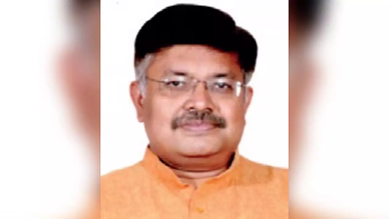 देवताओं की मूर्तियों को बनाने में श्रीमंदिर दारू का इस्तेमाल नहीं किया गया: कानून मंत्री पृथ्वीराज हरिचंदन देवताओं की मूर्तियों को बनाने में श्रीमंदिर दारू का इस्तेमाल नहीं किया गया: कानून मंत्री पृथ्वीराज हरिचंदन