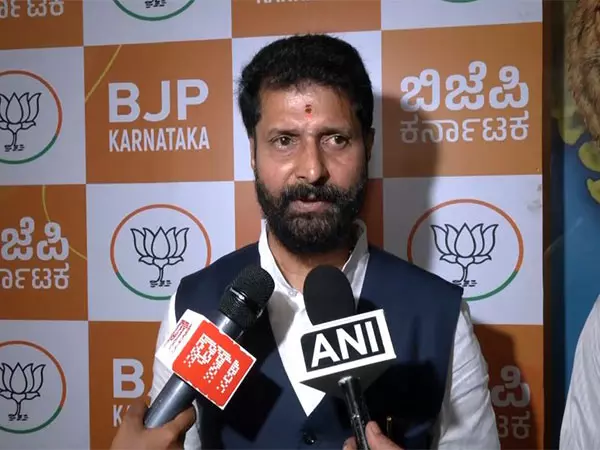 BJP नेता सीटी रवि ने सुहास शेट्टी हत्याकांड को लेकर कर्नाटक सरकार की आलोचना की BJP नेता सीटी रवि ने सुहास शेट्टी हत्याकांड को लेकर कर्नाटक सरकार की आलोचना की
