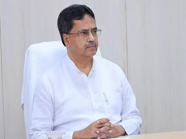 Tripura CM ने गोमती में 67 करोड़ रुपये की लागत वाली पर्यटन अवसंरचना परियोजनाओं की आधारशिला रखी Tripura CM ने गोमती में 67 करोड़ रुपये की लागत वाली पर्यटन अवसंरचना परियोजनाओं की आधारशिला रखी