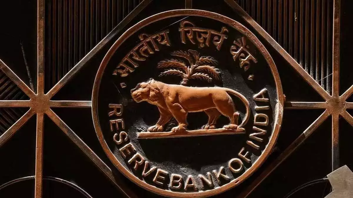 इस वित्त वर्ष में आरबीआई दरों में भारी कटौती कर सकता है: एसबीआई इस वित्त वर्ष में आरबीआई दरों में भारी कटौती कर सकता है: एसबीआई