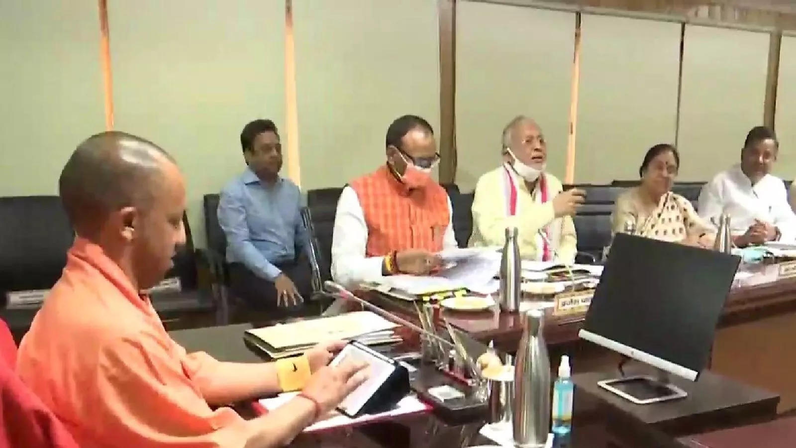 Lucknow: योगी कैबिनेट बैठक में आउटसोर्सिंग नीति पर बड़ा फैसला संभव Lucknow: योगी कैबिनेट बैठक में आउटसोर्सिंग नीति पर बड़ा फैसला संभव