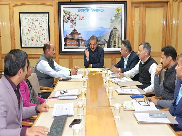 CM ने अधिकारियों से अनुकंपा के आधार पर रोजगार के लंबित मामलों को एक साल में निपटाने को कहा CM ने अधिकारियों से अनुकंपा के आधार पर रोजगार के लंबित मामलों को एक साल में निपटाने को कहा
