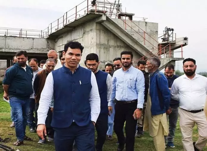 मंडलायुक्त ने STP नूरबाग की परिचालन तैयारियों का निरीक्षण किया मंडलायुक्त ने STP नूरबाग की परिचालन तैयारियों का निरीक्षण किया