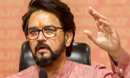 कांग्रेस शासित राज्य पाकिस्तानी नागरिकों को वापस भेजने के लिए कोई कार्रवाई नहीं कर रहे : अनुराग ठाकुर