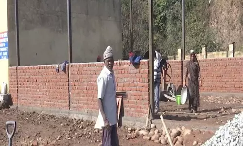 पाकिस्तान के साथ बढ़ते तनाव के बीच Rajouri में विकास गतिविधियां जोरों पर