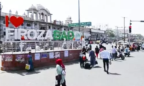 Firozabad: सड़क पर उतरे अधिकारी, ट्रैफिक व्यवस्था में लाने की कोशिश तेज