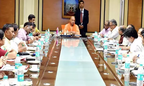 Lucknow: योगी आदित्यनाथ से मिले पत्रकारों के दल ने सरकार से सहयोग की अपील की