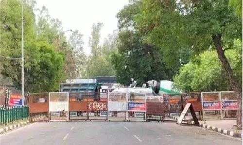 Chandigarh: सभी सड़कें सील, चप्पे-चप्पे पर पुलिस तैनात