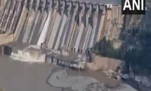 J-K: सीमा पार तनाव के बीच भारत द्वारा बगलिहार, सलाल बांध बंद करने से चिनाब नदी के कुछ हिस्से सूख गए J-K: सीमा पार तनाव के बीच भारत द्वारा बगलिहार, सलाल बांध बंद करने से चिनाब नदी के कुछ हिस्से सूख गए
