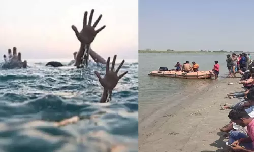 Varanasi: गंगा में डूबे दो छात्रों की मौत, परिजनों का हाल बेहाल