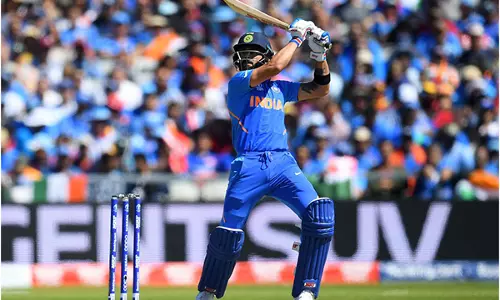 Virat Kohli ने विश्व कप 2019 के सेमीफाइनल में हार के बाद बेहोशी और हैंगओवर जैसी मानसिक स्थिति का खुलासा किया Virat Kohli ने विश्व कप 2019 के सेमीफाइनल में हार के बाद बेहोशी और हैंगओवर जैसी मानसिक स्थिति का खुलासा किया