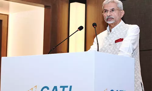 विदेश में भारतीयों की देखभाल को संस्थागत और नियमित बनाने की कोशिश की गई है: Jaishankar विदेश में भारतीयों की देखभाल को संस्थागत और नियमित बनाने की कोशिश की गई है: Jaishankar