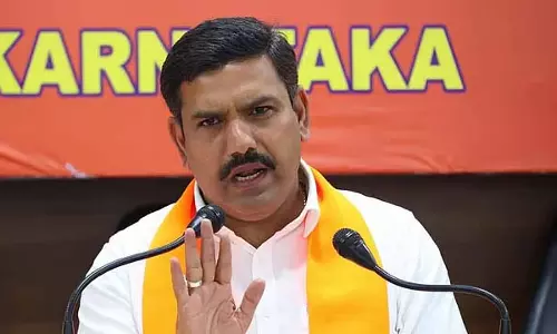 KPSC की एक और बड़ी चूक उजागर: विजयेंद्र का राज्य सरकार के खिलाफ गुस्सा KPSC की एक और बड़ी चूक उजागर: विजयेंद्र का राज्य सरकार के खिलाफ गुस्सा