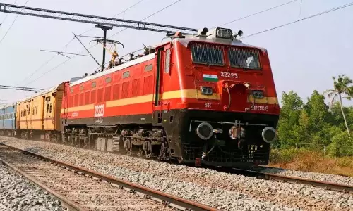 Kerala : ये ट्रेनें आज और कल पुन्कुन्ना में रुकेंगी