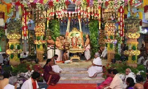 पद्मावती श्रीनिवास परिणयोत्सव Tirumala में शुरू होगा