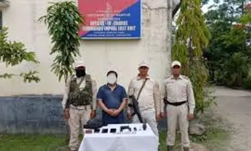 Manipur: पीएलए कैडर गिरफ्तार, हथियार जब्त