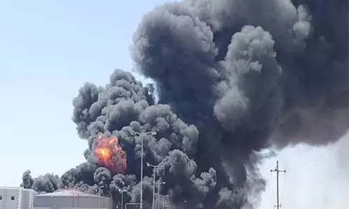 Sudan के शहर पोर्ट सूडान में विस्फोट और भीषण आग की खबर Sudan के शहर पोर्ट सूडान में विस्फोट और भीषण आग की खबर