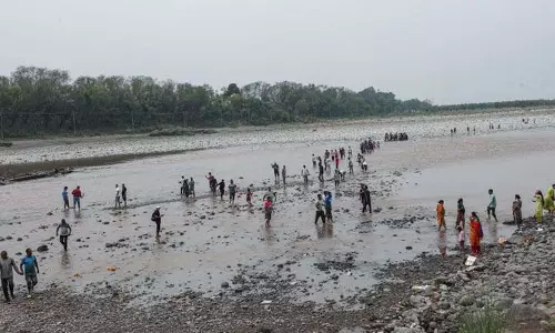 पाक सीमा पर लगभग सूख चुकी चिनाब नदी ने Jammu निवासियों को स्तब्ध कर दिया