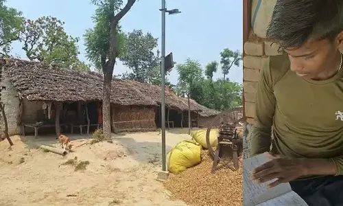 UP : 78 साल में 10वीं पास करने वाले पहले शख्स बने राम सेवक UP : 78 साल में 10वीं पास करने वाले पहले शख्स बने राम सेवक