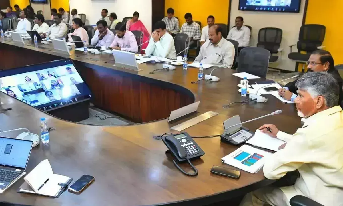 Andhra: अधिकारियों को सभी सरकारी सेवाएं ‘मान मित्र’ के माध्यम से प्रदान करने के निर्देश