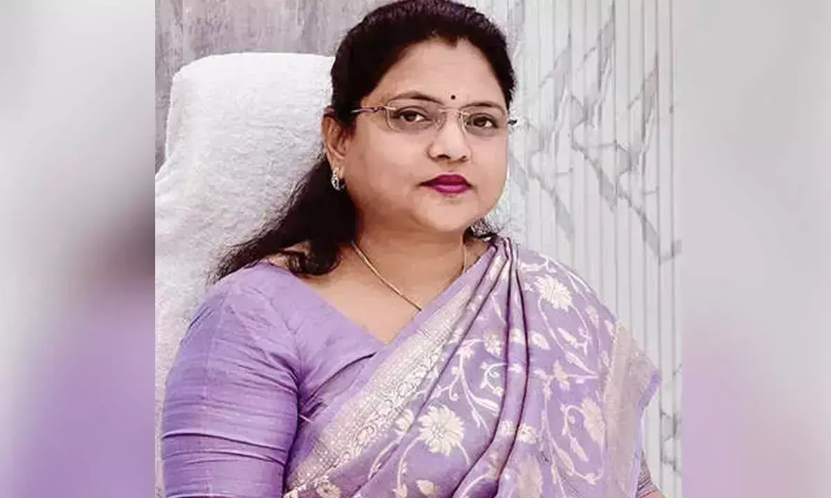 WG कलेक्टर को रेड क्रॉस पुरस्कार के लिए चुना गया