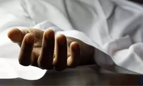 दो NEET उम्मीदवारों ने कर ली आत्महत्या दो NEET उम्मीदवारों ने कर ली आत्महत्या