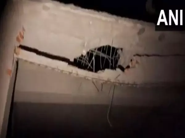 Jammu and Kashmir में नियंत्रण रेखा पर भारी गोलाबारी हुई Jammu and Kashmir में नियंत्रण रेखा पर भारी गोलाबारी हुई