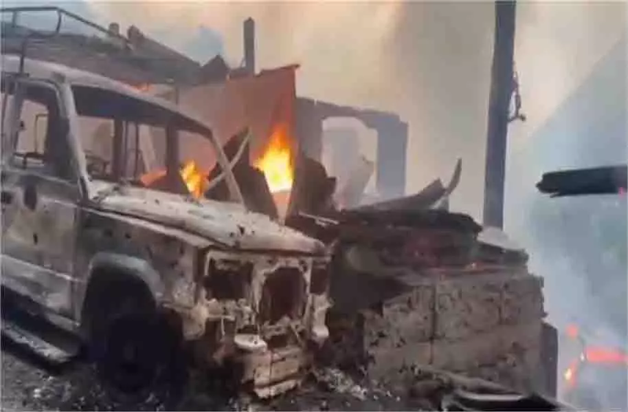 Operation Sindoor : गोला-बारूद, बच्चों समेत कई लोग घायल Operation Sindoor : गोला-बारूद, बच्चों समेत कई लोग घायल