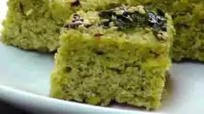 Sprouts Recipes: स्प्राउट्स से बनाइए ये डिश Sprouts Recipes: स्प्राउट्स से बनाइए ये डिश