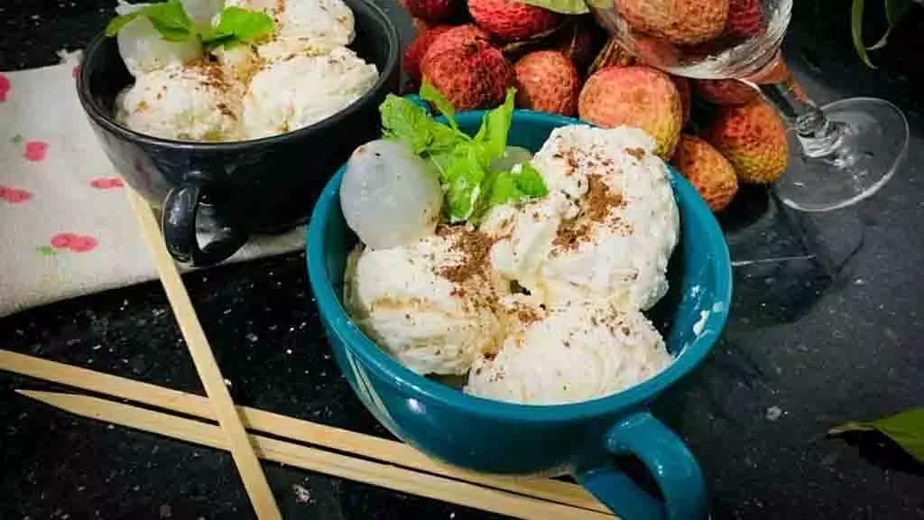 Litchi Ice Cream :लीची से बनाये स्वादिष्ट आइसक्रीम Litchi Ice Cream :लीची से बनाये स्वादिष्ट आइसक्रीम