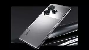 10,000mAh बैटरी और 320W चार्जिंग वाला Realme GT कॉन्सेप्ट फोन दिखाया 10,000mAh बैटरी और 320W चार्जिंग वाला Realme GT कॉन्सेप्ट फोन दिखाया