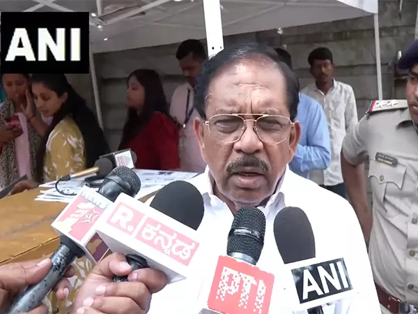 हम सरकार और उनके द्वारा की गई कार्रवाई के साथ हैं: ऑपरेशन सिंदूर पर Karnataka गृह मंत्री हम सरकार और उनके द्वारा की गई कार्रवाई के साथ हैं: ऑपरेशन सिंदूर पर Karnataka गृह मंत्री