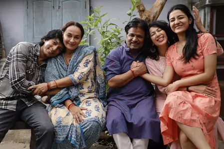 Soni Razdan, अंशुमान झा की फिल्म हरि का ओम का प्रीमियर यूके एशियन फिल्म फेस्टिवल 2025 में होगा Soni Razdan, अंशुमान झा की फिल्म हरि का ओम का प्रीमियर यूके एशियन फिल्म फेस्टिवल 2025 में होगा