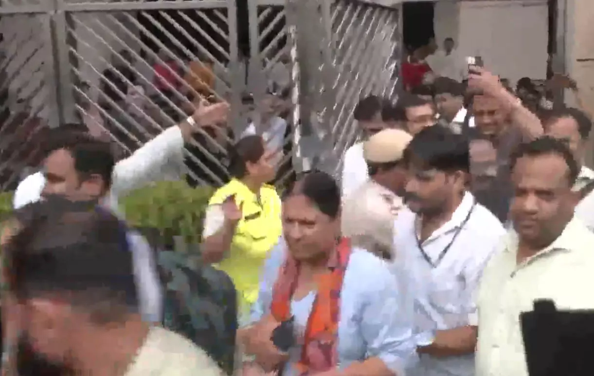 ऑपरेशन सिंदूर: देशभर में मॉक ड्रिल, युद्ध जैसी स्थिति से निपटने के लिए तैयारी हुई तेज ऑपरेशन सिंदूर: देशभर में मॉक ड्रिल, युद्ध जैसी स्थिति से निपटने के लिए तैयारी हुई तेज