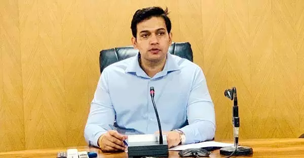 DC कठुआ ने जिला सड़क सुरक्षा समिति की बैठक की अध्यक्षता की DC कठुआ ने जिला सड़क सुरक्षा समिति की बैठक की अध्यक्षता की