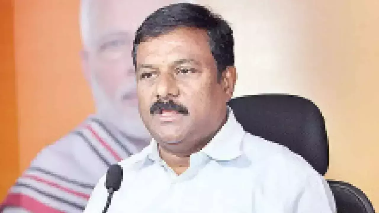 CM रेवंत की टिप्पणी एक सोची समझी रणनीति: भाजपा नेता CM रेवंत की टिप्पणी एक सोची समझी रणनीति: भाजपा नेता