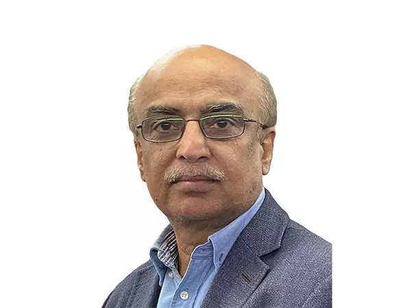 शफी बुरफात ने आतंकवाद को पाकिस्तान के समर्थन की निंदा की शफी बुरफात ने आतंकवाद को पाकिस्तान के समर्थन की निंदा की