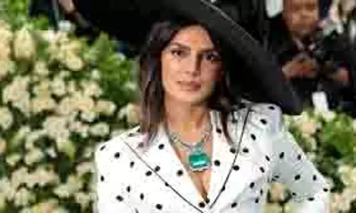 Priyanka Chopra: देसी गर्ल ने बिखेरा अपना जलवा