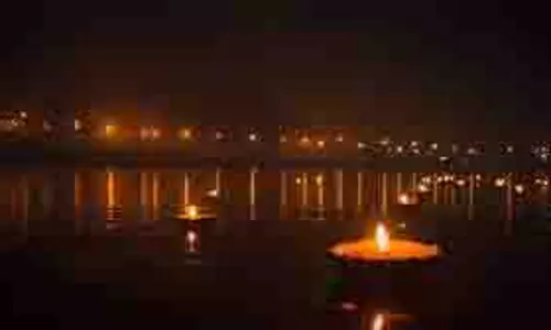 Vaishakh Purnima 2025: दीपक से करें ये 1 काम, कर्ज से मिलेगा छुटकारा Vaishakh Purnima 2025: दीपक से करें ये 1 काम, कर्ज से मिलेगा छुटकारा