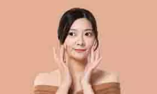 Skin Care: किचन में छिपा है ग्लोइंग स्किन का राज