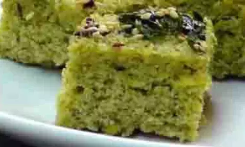 Sprouts Recipes: स्प्राउट्स से बनाइए ये डिश Sprouts Recipes: स्प्राउट्स से बनाइए ये डिश