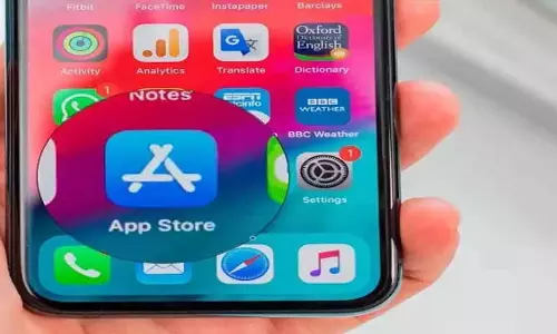 नए कानून ने Apple को थर्ड-पार्टी ऐप स्टोर के लिए दरवाज़े खोलने के लिए प्रेरित किया नए कानून ने Apple को थर्ड-पार्टी ऐप स्टोर के लिए दरवाज़े खोलने के लिए प्रेरित किया
