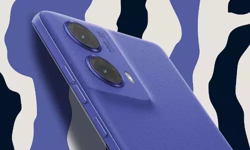 Moto G86 5G: 6,720mAh बैटरी और दमदार प्रोसेसर के साथ आएगा नया स्मार्टफोन Moto G86 5G: 6,720mAh बैटरी और दमदार प्रोसेसर के साथ आएगा नया स्मार्टफोन