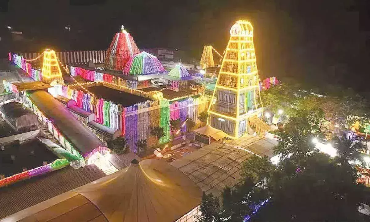 Andhra: लापरवाह अधिकारियों के पदों पर छंटनी गंभीर चेतावनी का संकेत Andhra: लापरवाह अधिकारियों के पदों पर छंटनी गंभीर चेतावनी का संकेत