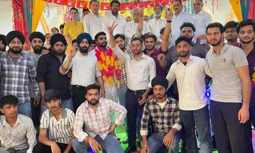 सधोत्रा ​​ने देश और J&K के भविष्य को आकार देने में छात्रों की महत्वपूर्ण भूमिका पर जोर दिया