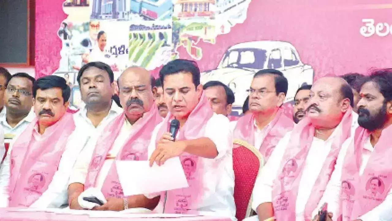 KTR ने रेवंत को इतिहास का सबसे अक्षम मुख्यमंत्री बताया
