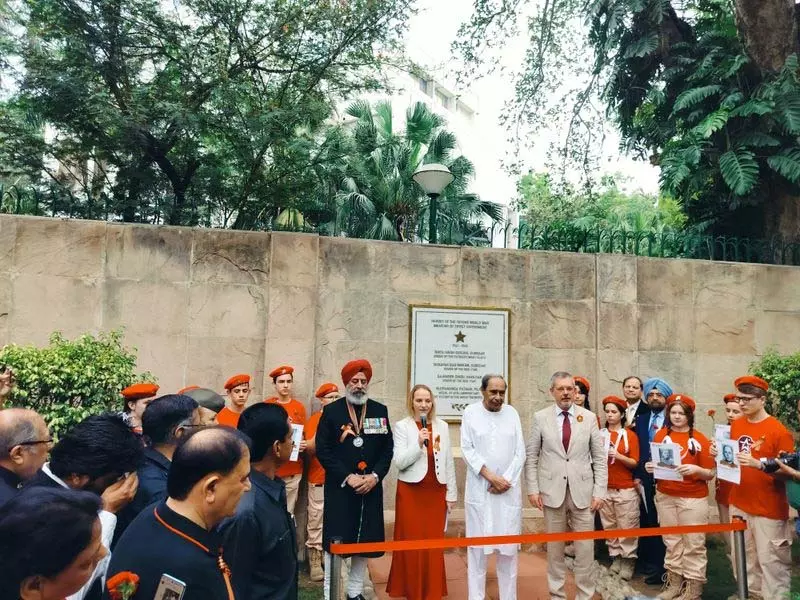 द्वितीय विश्व युद्ध में सहयोग के लिए रूस ने बीजू पटनायक को किया सम्मानित द्वितीय विश्व युद्ध में सहयोग के लिए रूस ने बीजू पटनायक को किया सम्मानित