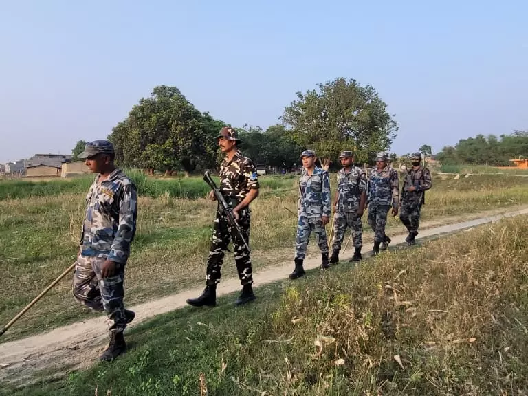Haldwani: भारत-नेपाल सीमा पर अफवाह फैलाने वालों को जेल भेजने की चेतावनी Haldwani: भारत-नेपाल सीमा पर अफवाह फैलाने वालों को जेल भेजने की चेतावनी