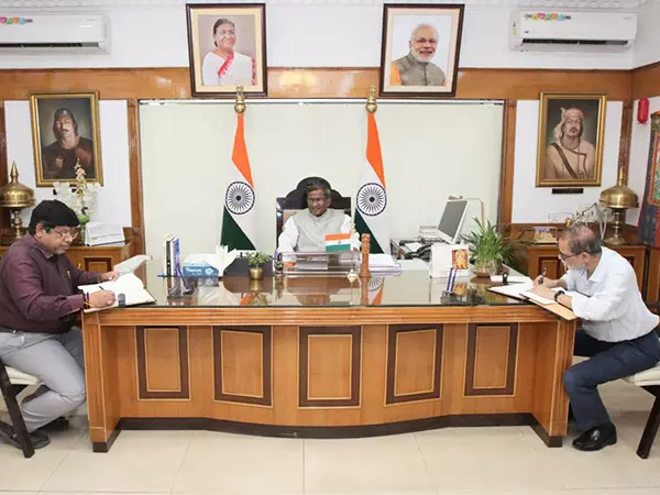 राजभवन असम ने IIT गुवाहाटी के साथ समझौता ज्ञापन पर किए हस्ताक्षर राजभवन असम ने IIT गुवाहाटी के साथ समझौता ज्ञापन पर किए हस्ताक्षर